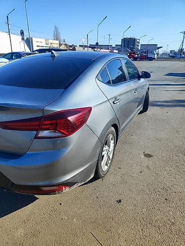audi c4: Hyundai Elantra: 2019 г., 2 л, Автомат, Бензин, Седан — 4