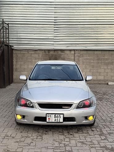 Toyota Altezza: 2002 г., 2 л, Типтроник, Бензин