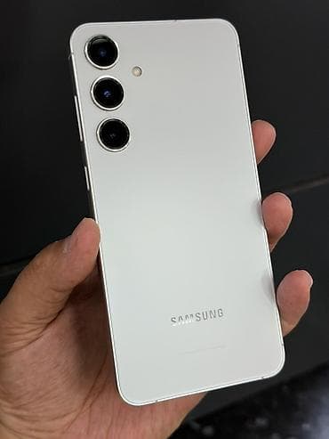 galaxy a 3: Samsung Galaxy S24+, Б/у, 512 ГБ, цвет - Белый, 2 SIM — 1