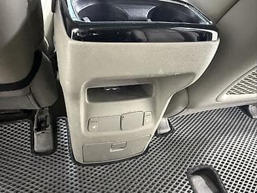 vin code: Kia Carnival: 2017 г., 2.2 л, Автомат, Дизель, Минивэн — 9
