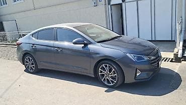 geely galaxy e5: Hyundai Elantra: 2019 г., Бензин, Седан — 3