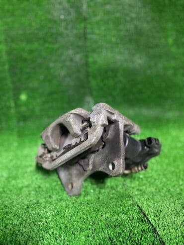 Задний правый суппорт Lexus 2021 г., Б/у, Оригинал, Япония