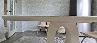 столы кухонные: Кухонный стол, Б/у, Нераскладной — 2
