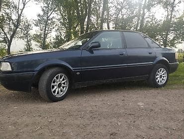 приора 2: Audi 80: 1992 г., 2 л, Автомат, Бензин, Седан — 4