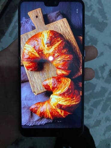 телефонов цум: Huawei P20, цвет - Синий — 4