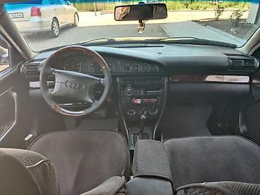 Audi A6: 1995 г., 2.6 л, Автомат, Бензин, Седан — 10