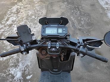 bme e34: Макси-скутер Tank, 150 куб. см, Бензин, Б/у — 1