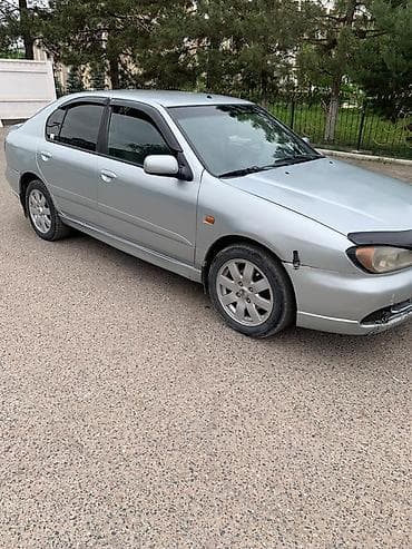nisan sirena: Nissan Primera: 2001 г., 1.8 л, Механика, Бензин, Седан — 3