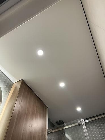 натяжной паталог: Натяжные потолки с теневым профилем и встроенным освещением - Тип — 1