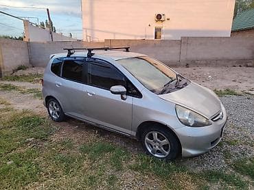 fit 2: Honda Fit: 2005 г., 1.3 л, Вариатор, Бензин, Хэтчбэк — 5