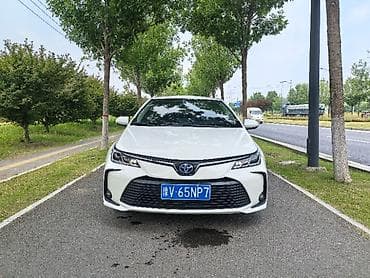 corolla: Toyota Corolla: 2021 г., 1.8 л, Автомат, Бензин, Седан — 2