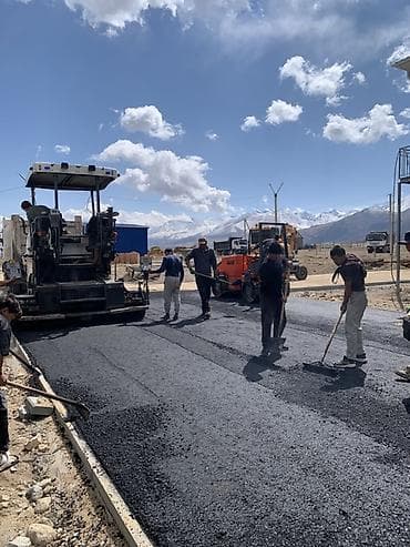 услуги по укладке асфальта: Укладка асфальта Гарантия, Бесплатная консультация, Монтаж Больше 6 лет опыта — 3
