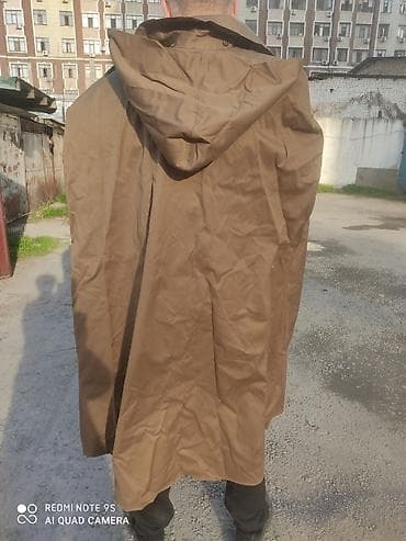 пончо одежда: Плащ-накидка (пончо) защитного цвета. Новая. - Материал: плотная — 1