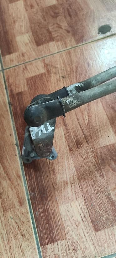 форсунки омывателя лобового на ленд круйзер 100: Toyota Land Cruiser 80 механизм дворников, Тойота Лэнд Круизер 80 — 3