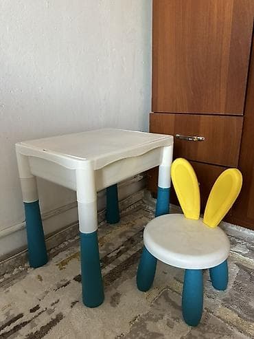 перегородка для детей: Детский игровой комплект: столик-трансформер + стульчик «зайчик» - — 1