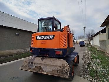 дт 75 булозер: Экскаватор, Doosan, Колесный — 7