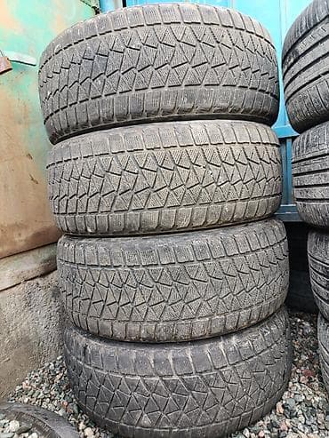 Шины 285 / 45 / R 22, Зима, Б/у, Комплект, Внедорожные (АТ/МТ), Япония, Bridgestone