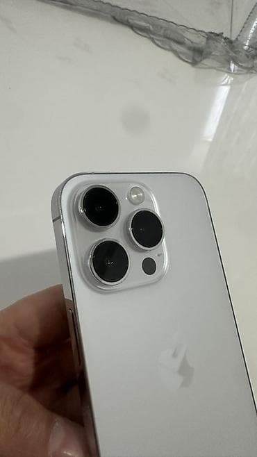 tab a11: IPhone 14 Pro, 256 GB, серебристый - Дисплей 6.1" Super Retina XDR с — 2