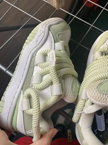 кроссовка ролик: Мужские кроссовки, 38, Новый, цвет - Зеленый — 7