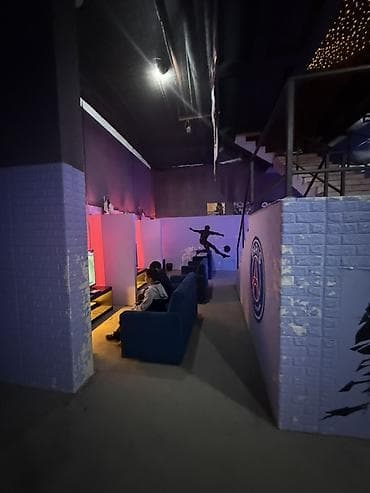 Техника жана электроника: Сдаю помещение под бизнес. Цокольный этаж 190 кВ метров. Высота — 2