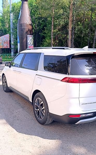 volkswagen caravelle: Kia Carnival: 2021 г., 2.2 л, Автомат, Дизель, Минивэн — 5