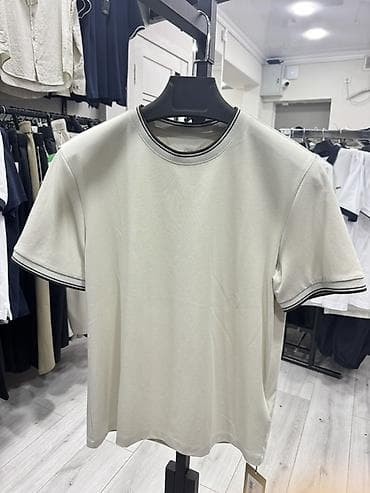 Футболки: Мужская футболка, S, XL, 2XL, Новый, цвет - Бежевый, Самовывоз — 1