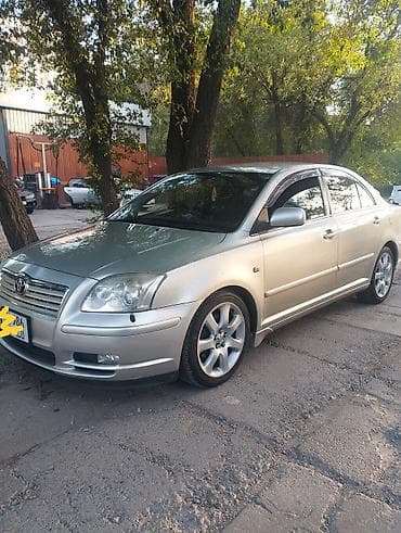 Toyota Avensis: 2004 г., 2 л, Автомат, Бензин, Седан