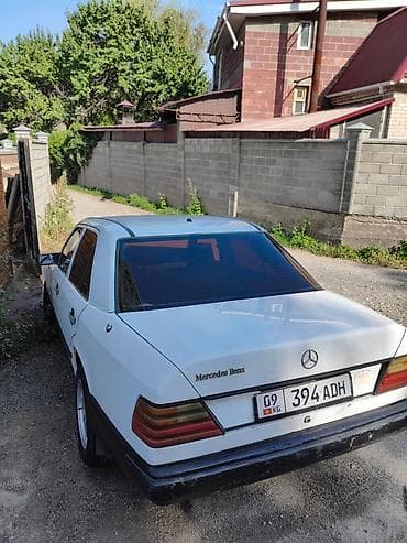 124 стиль: Mercedes-Benz W124: 1986 г., 2 л, Механика, Бензин, Седан — 3