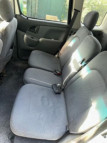 Продажа авто: Toyota Funcargo: 2002 г., 1.3 л, Автомат, Бензин, Универсал — 4