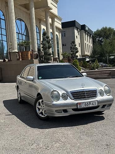 210 mers: Mercedes-Benz E-Class: 2000 г., 3.2 л, Автомат, Бензин — 1