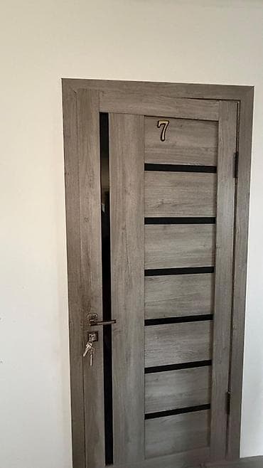 достук отел: Сдаётся комната с отдельным входом (дверь с номером 7). Все условия — 1