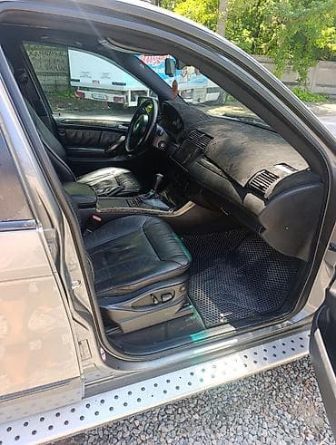 лампа бу: BMW X5: 2005 г., 4.8 л, Автомат, Бензин, Внедорожник — 5
