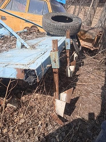 зерновая сеялка: Почвообрабатывающий прицепной агрегат с ВОМ для трактора Описание: - — 2