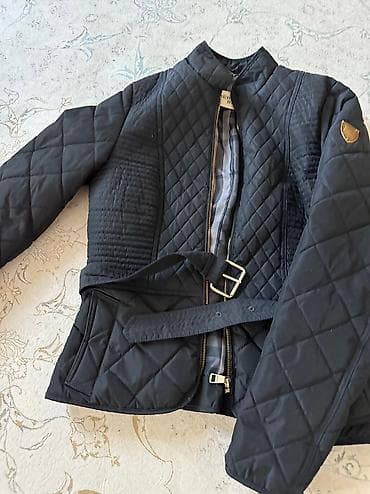 Атайын кийим: Куртка на весну. Очень классная брали за 14 тыс отдаем за 4 тыс — 5