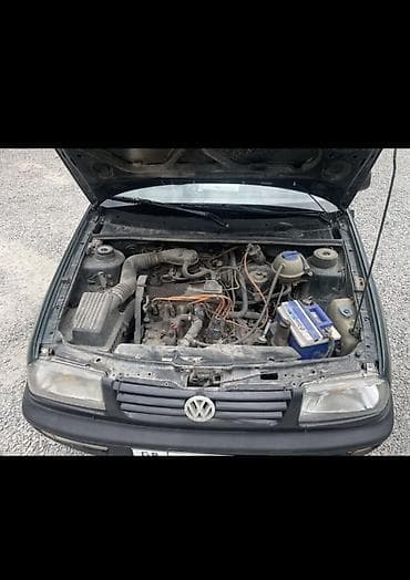 009: Volkswagen Vento: 1997 г., Седан — 7