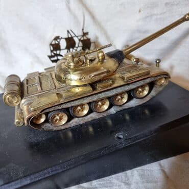 Музыкальные инструменты: (МАДЕЛЬ) 1×72. (Т-62А) т-34. Антиквариат . Раритет . Металлический — 8