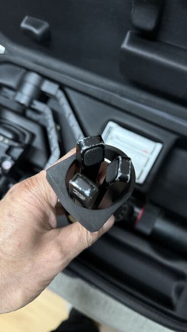 ноутбук почти новый: 1. Zhuin crane 2 в идеальном состоянии — 16000сом 2. Zhuin crane 2 в — 9