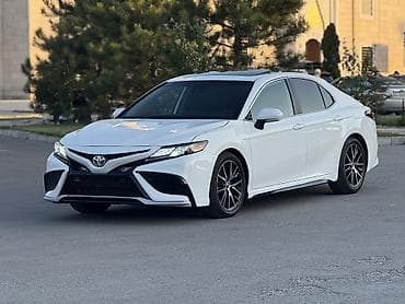 Продажа авто: Toyota Camry: 2022 г., 2.5 л, Автомат, Гибрид, Седан — 3