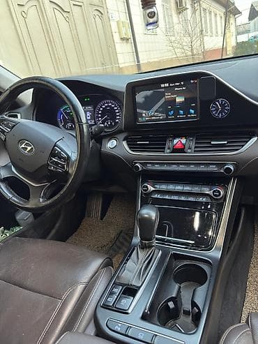 bmw gt: Hyundai Grandeur: 2018 г., 2.4 л, Автомат, Гибрид, Седан — 3