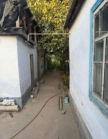 продаю участок в маевке: 🏡 Продаётся частный дом с участком 8,5 соток 📍 Маевка, середина села — 5