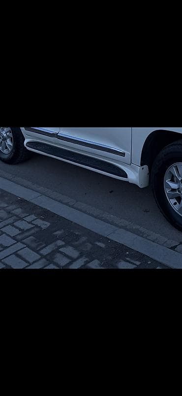 тлк 80: Наружные накладки порогов Toyota, 2012 г., Б/у, Оригинал — 2
