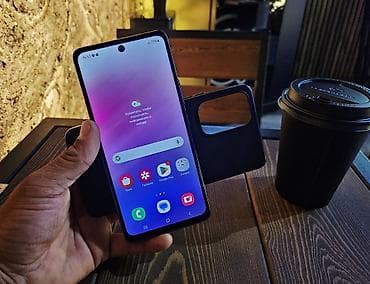 google fold: Samsung Galaxy A53 5G, Б/у, 128 ГБ, цвет - Черный, 2 SIM — 1