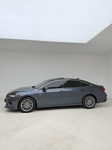 клим: Toyota Avalon: 2019 г., Гибрид, Седан — 4