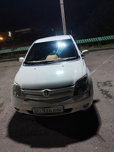 тайота в: Toyota Ist: 2002 г., 1.5 л, Автомат, Бензин, Хэтчбэк — 1