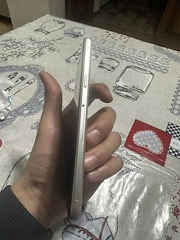 fifa 16: Samsung Galaxy A5, Б/у, 16 ГБ, цвет - Золотой, 2 SIM — 4