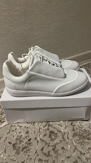 маода кроссовки: Мужские кроссовки, 41, Maison Martin Margiela, Новый, цвет - Белый, Самовывоз — 1