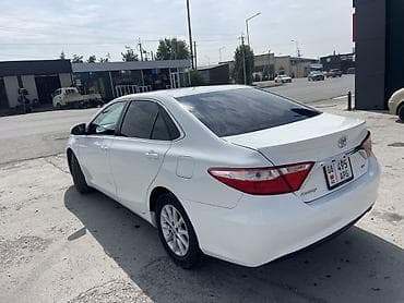 Toyota Camry: 2017 г., 2.5 л, Автомат, Бензин, Седан