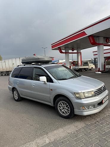 бу вагон: Mitsubishi Space Wagon: 2000 г., 2 л, Ручные, Бензин, Минивэн — 2