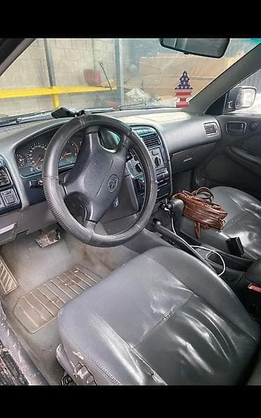 Транспорт: Toyota Avensis: 1997 г., 1.8 л, Автомат, Бензин, Седан — 3