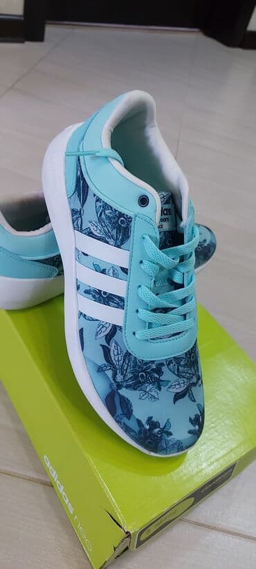 adidas новый: Кроссовки, 40, Adidas, Новый, цвет - Голубой, Бесплатная доставка — 2